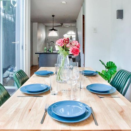 Astounding 3 Bedroom House Surry Hills 2 E-Bikes Included Сидней Экстерьер фото